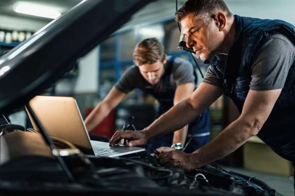 Mécanicien à Nice